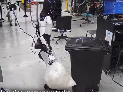 optimus2 टेस्ला का ह्यूमनॉइड रोबोट Optimus कैसे बदल रहा है दुनिया ?